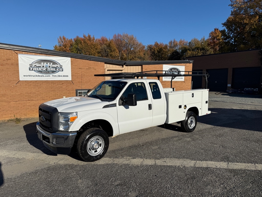 2015 Ford F-250 Super Duty XL's photo