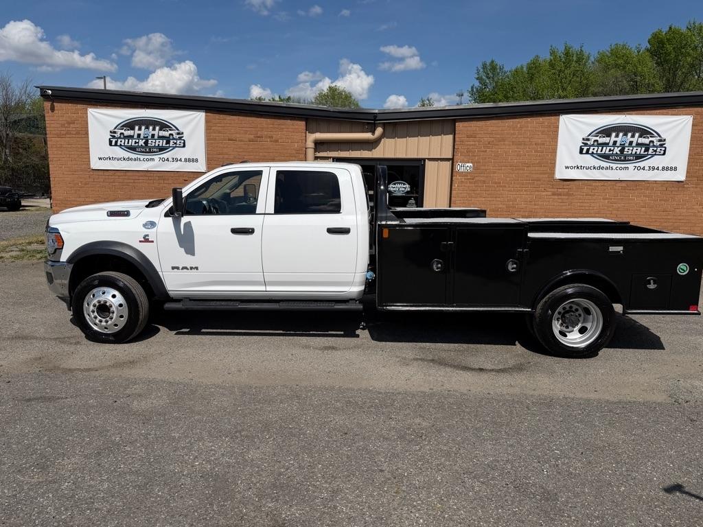 2020 RAM 5500 Chassis Cab Tradesman 4x4 Crew Cab 84" CA 197.4" WB