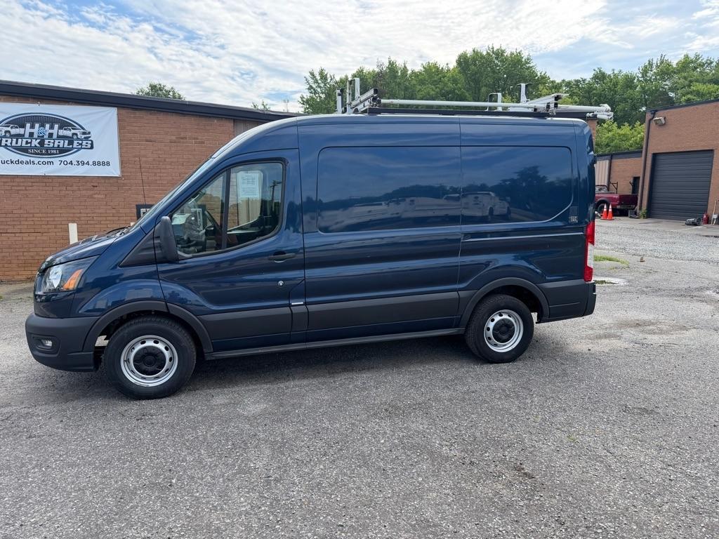2020 Ford Transit Cargo Van T-150 130" Med Rf 8670 GVWR RWD