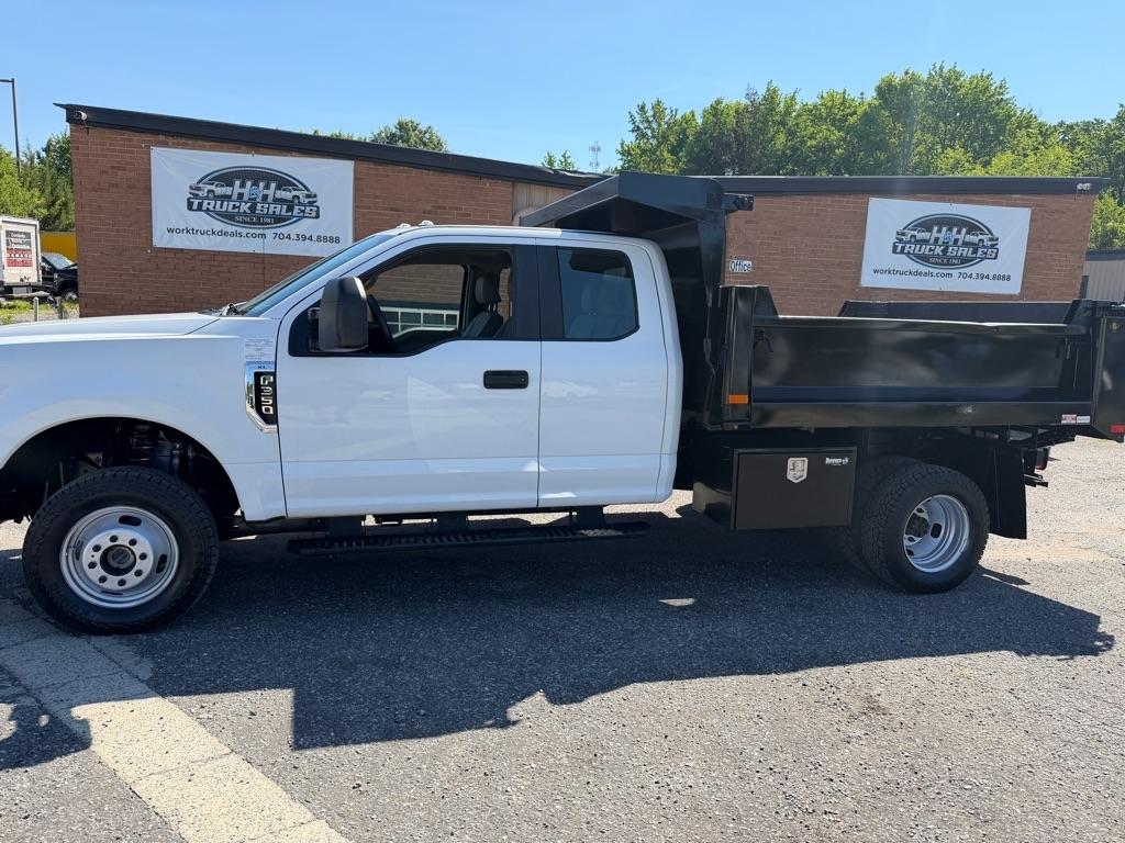 2021 Ford Super Duty F-350 DRW XL 4WD SuperCab 168" WB 60" CA
