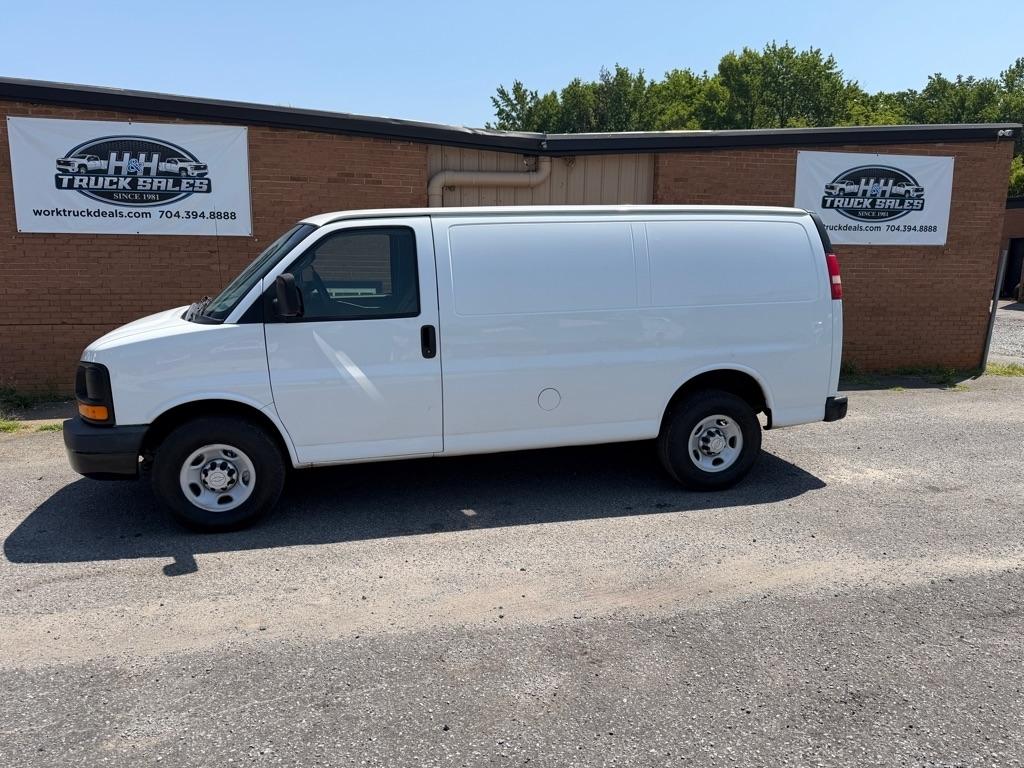 2016 Chevrolet Express Cargo Van RWD 2500 135"