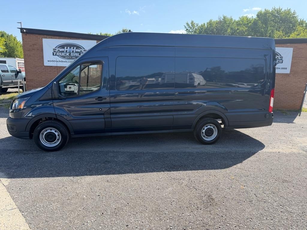 2020 Ford Transit Cargo Van T-250 148" EL Hi Rf 9070 GVWR RWD