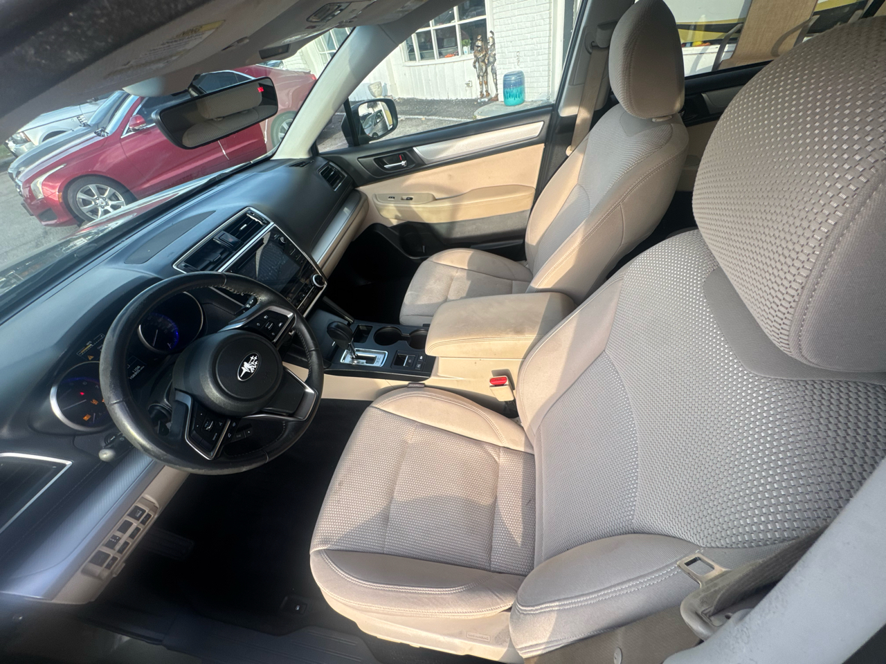 Subaru Outback 2.5i Premium 2019