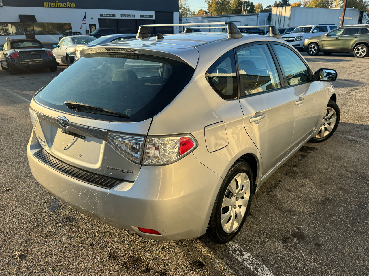 Subaru Impreza 2.5i 5-door 2010