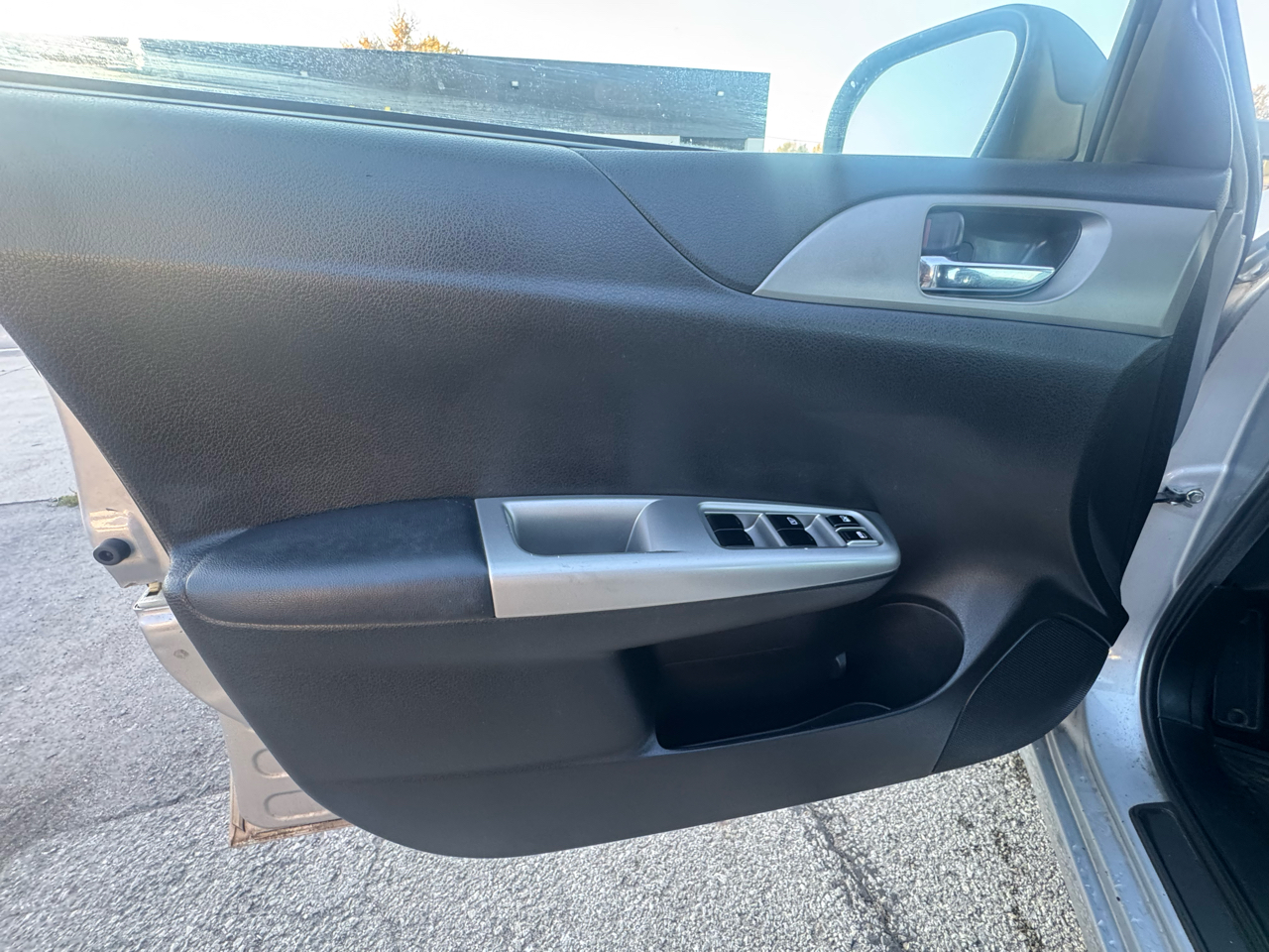 Subaru Impreza 2.5i 5-door 2010