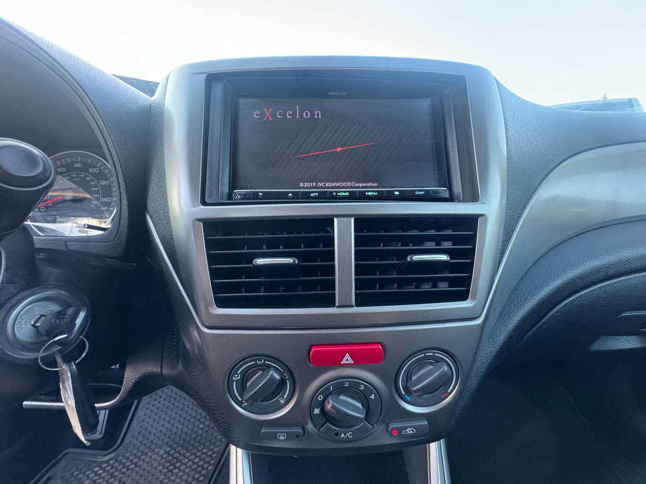 Subaru Impreza 2.5i 5-door 2010