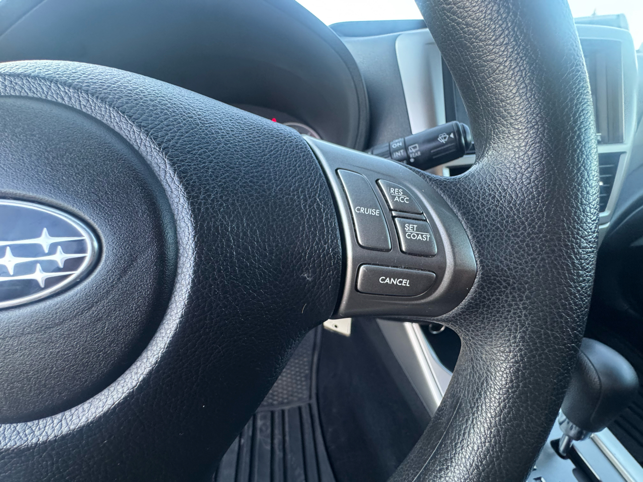 Subaru Impreza 2.5i 5-door 2010