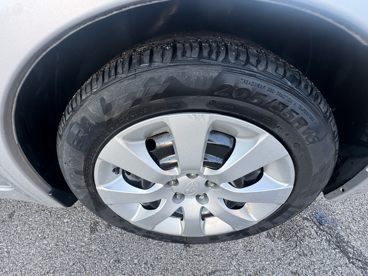 Subaru Impreza 2.5i 5-door 2010