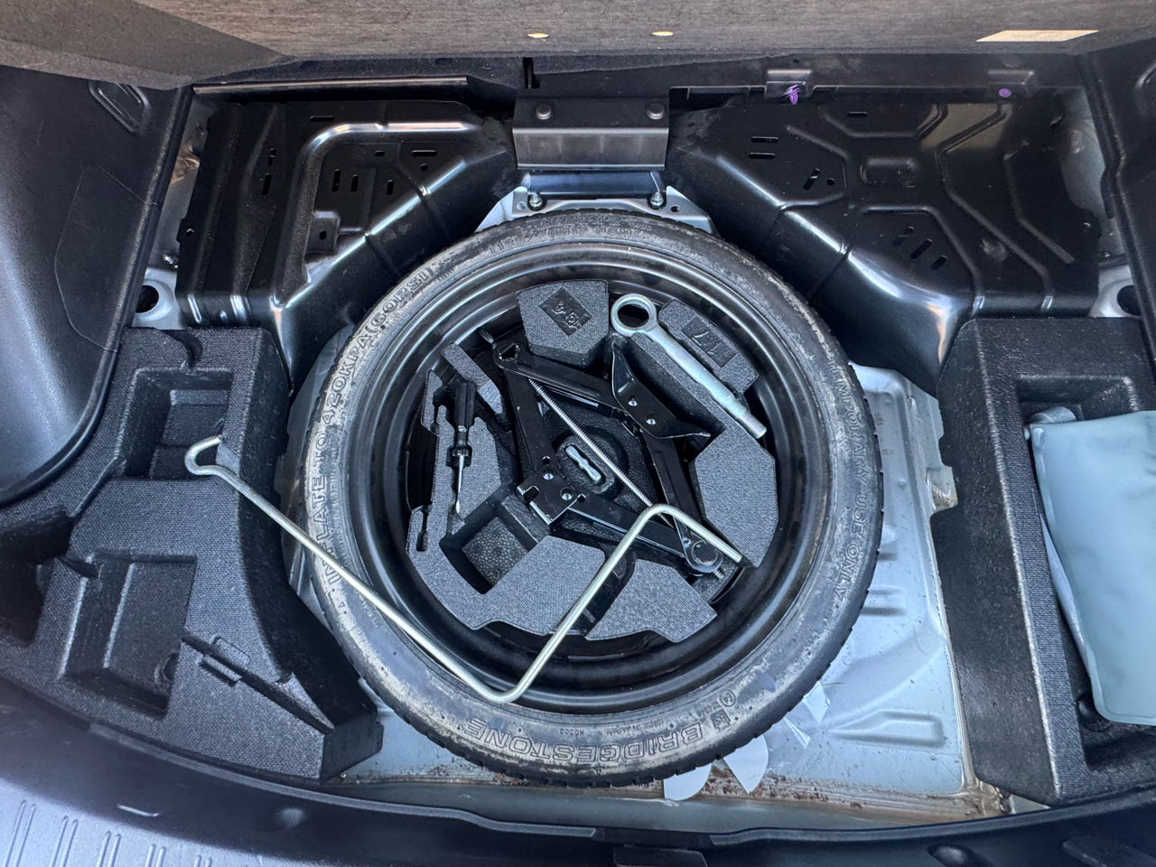 Subaru Impreza 2.5i 5-door 2010