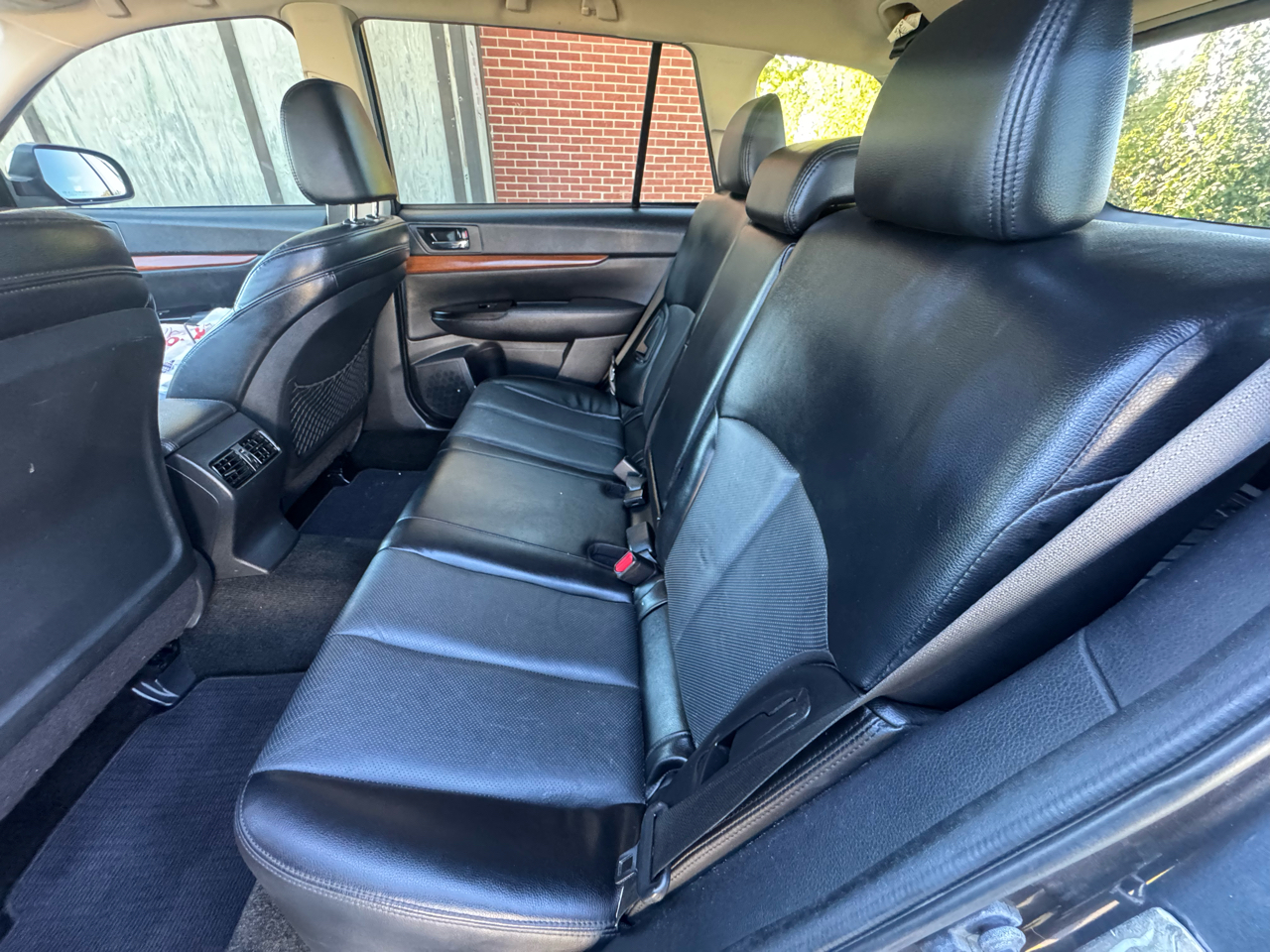 Subaru Outback 2.5i Limited 2014