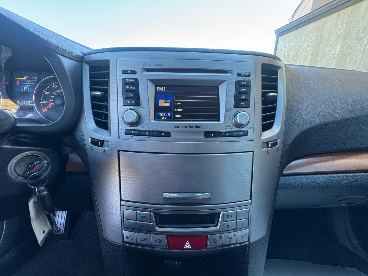 Subaru Outback 2.5i Limited 2014