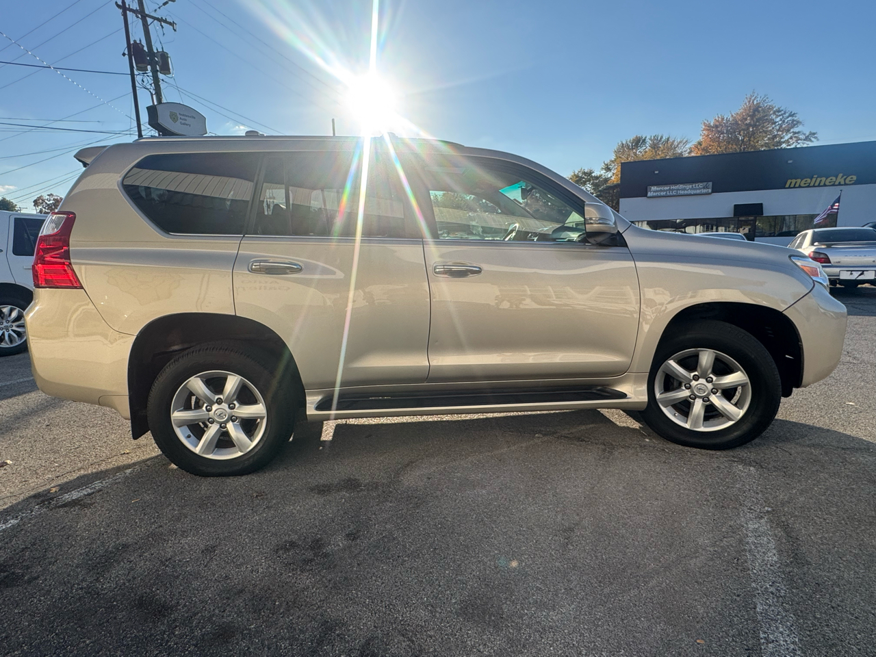 Lexus GX 460 Sport Utility 2010