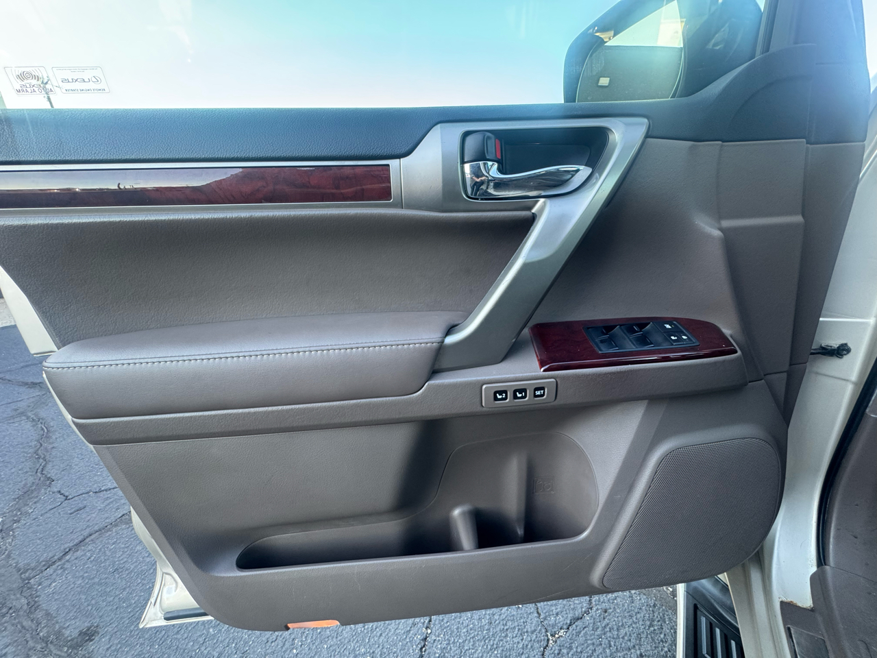 Lexus GX 460 Sport Utility 2010