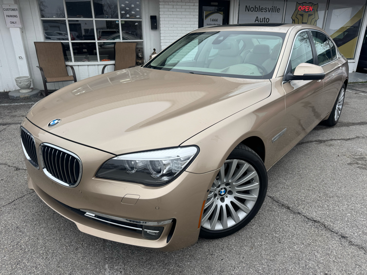 BMW 7-Series 750Li 2013