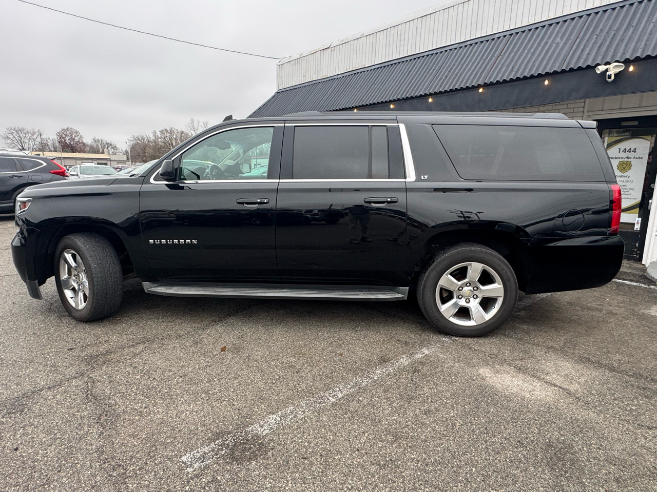 Chevrolet Suburban LT 1500 4WD 2015