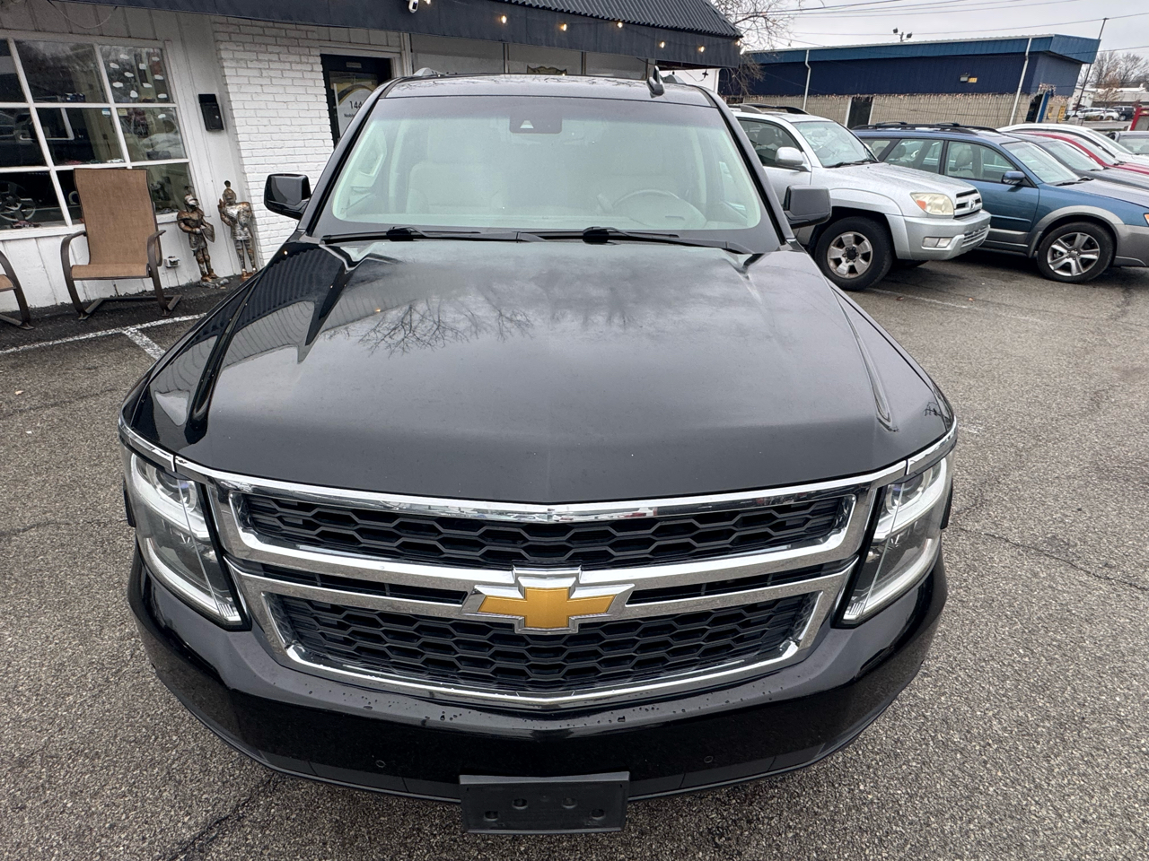 Chevrolet Suburban LT 1500 4WD 2015