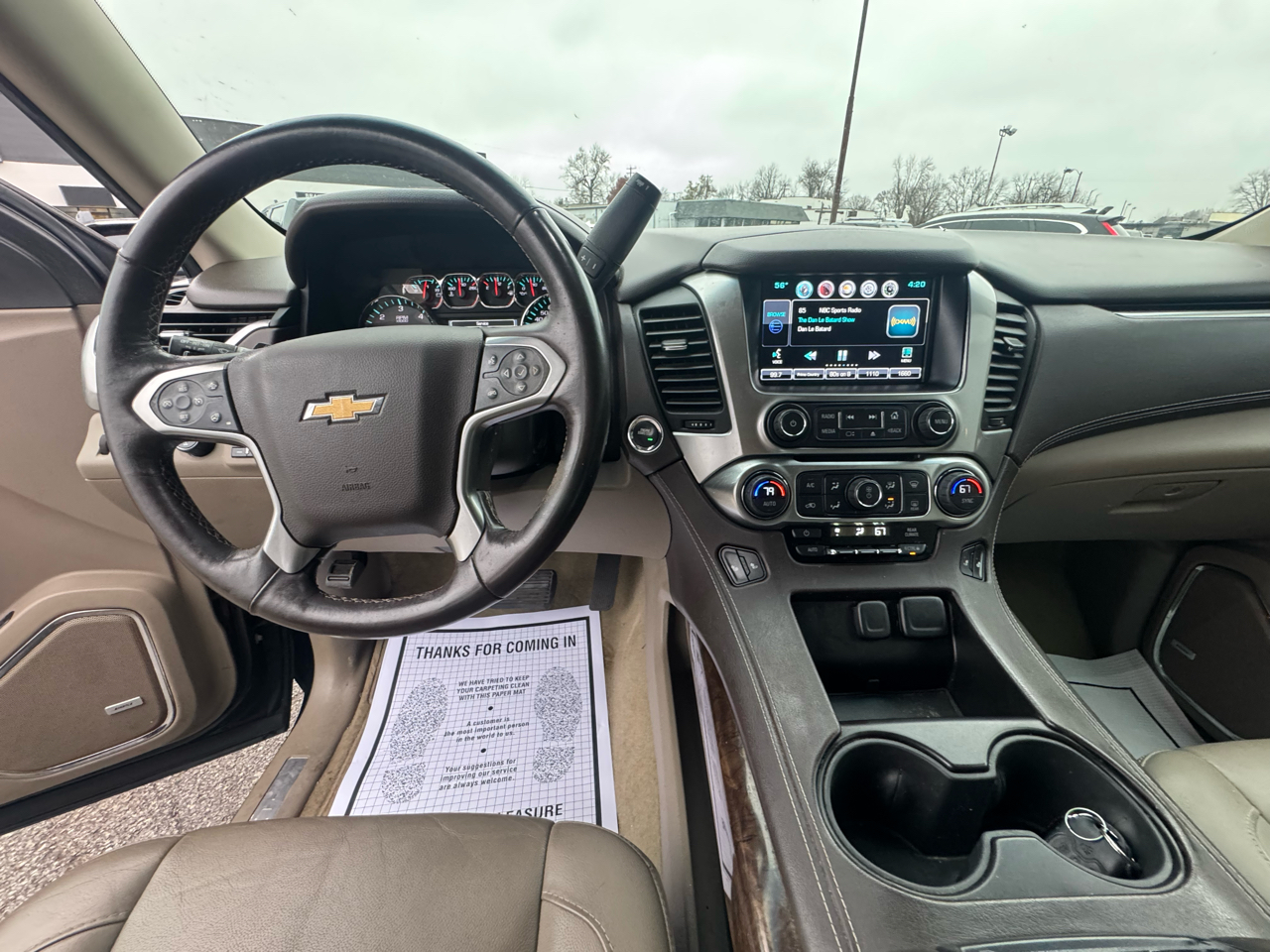 Chevrolet Suburban LT 1500 4WD 2015