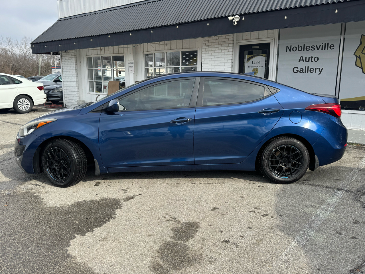 Hyundai Elantra SE 6AT 2016