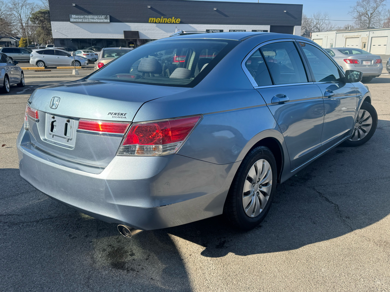 Honda Accord LX sedan AT 2012