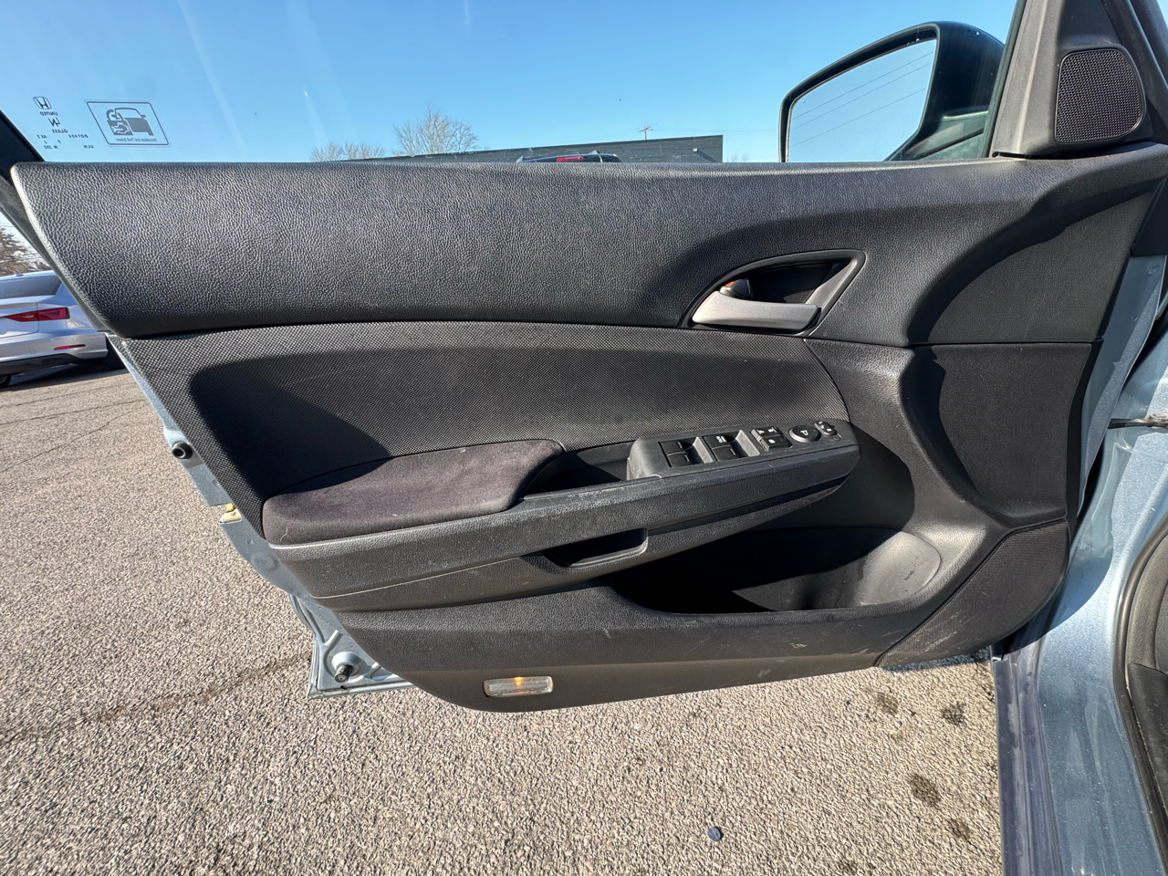 Honda Accord LX sedan AT 2012