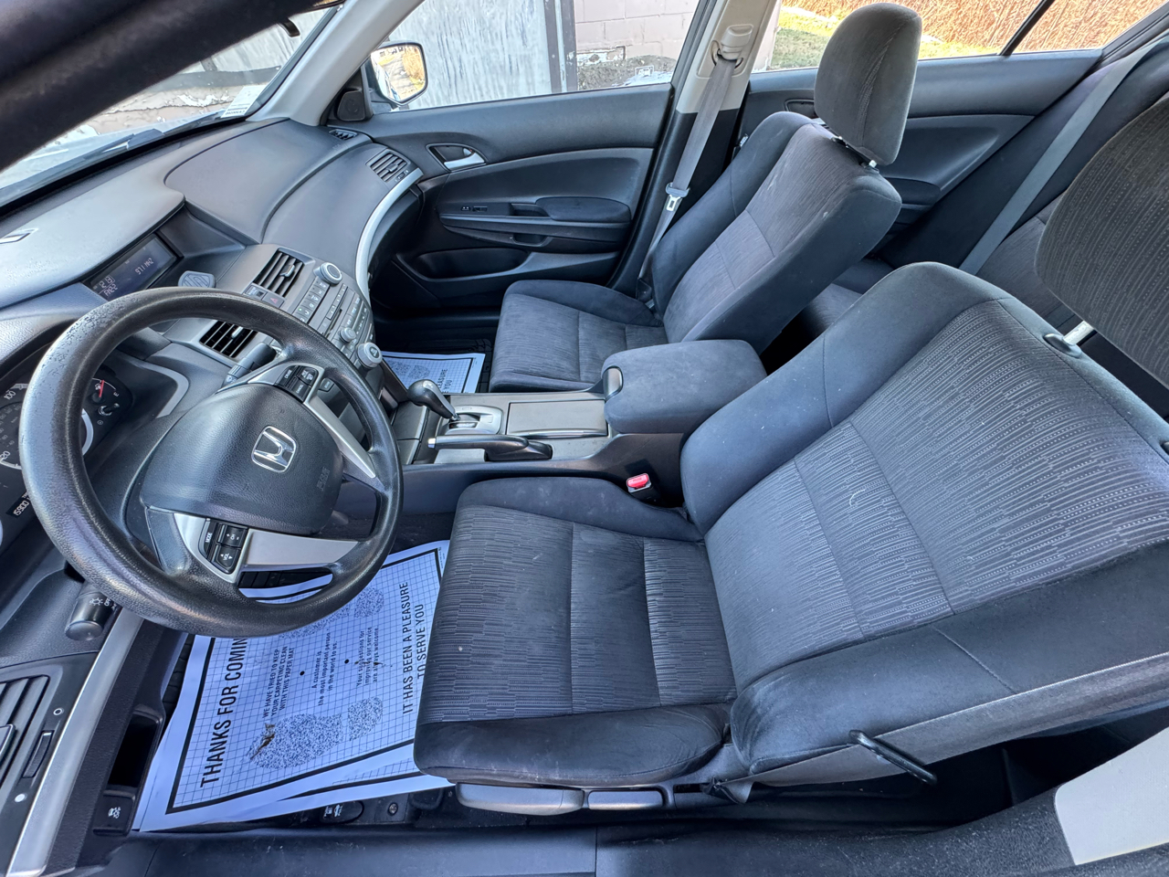 Honda Accord LX sedan AT 2012