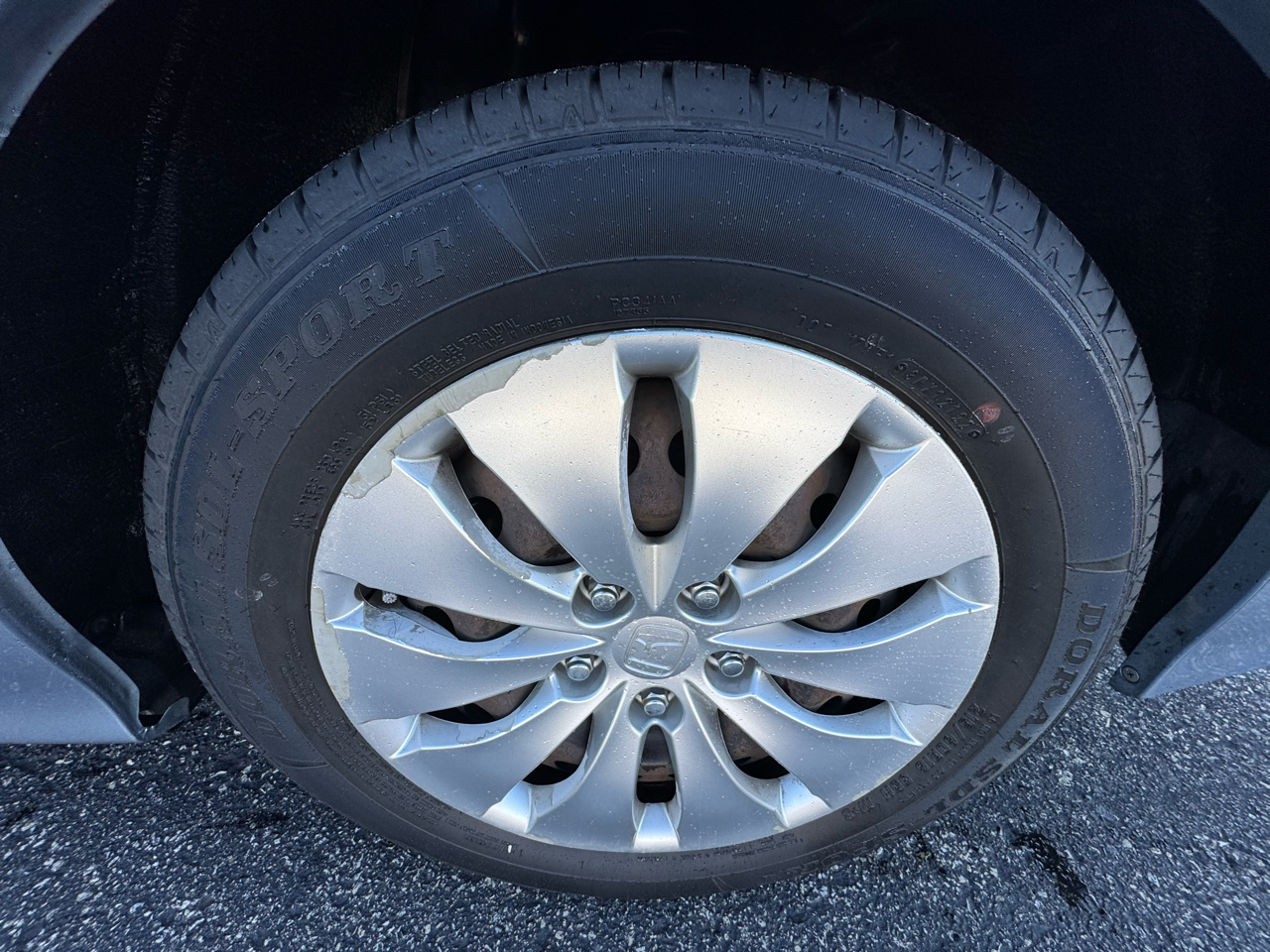 Honda Accord LX sedan AT 2012