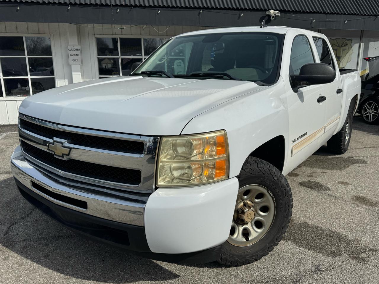 2011 Chevrolet Silverado 1500 LS Crew Cab Short Box 2WD
