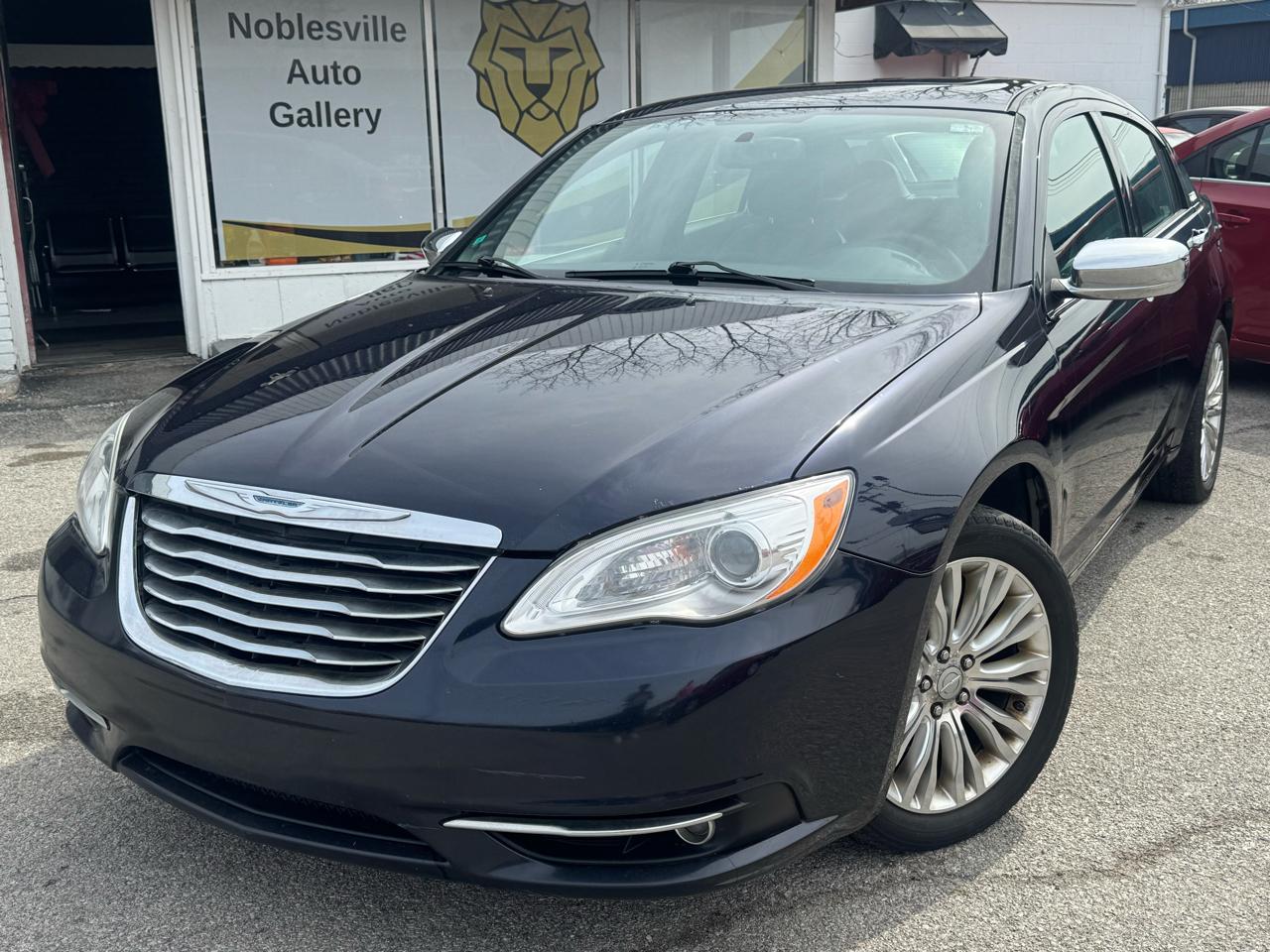 2012 Chrysler 200 Limited Sedan FWD