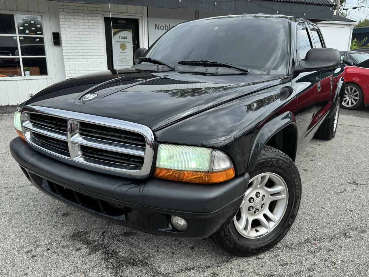 2004 Dodge Dakota 4dr Quad Cab 131" WB Sport