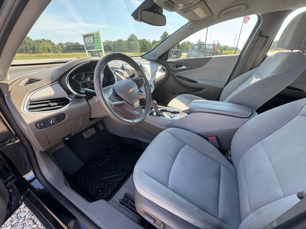 2018 Chevrolet Malibu 1LT - Photo 9