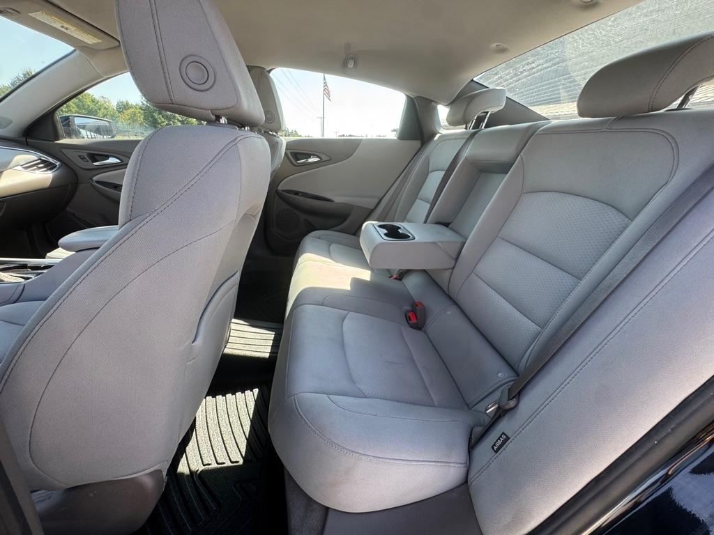 2018 Chevrolet Malibu 1LT - Photo 10