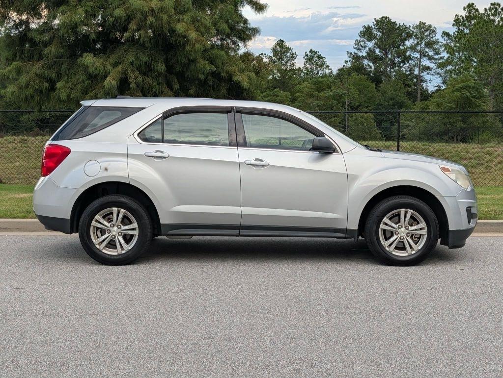 2015 Chevrolet Equinox LS - Photo 2