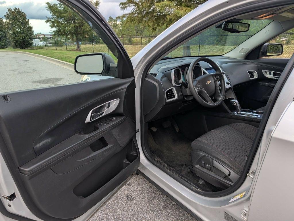 2015 Chevrolet Equinox LS - Photo 10