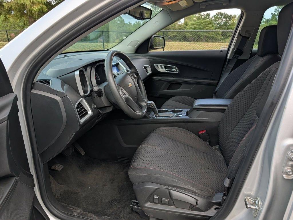 2015 Chevrolet Equinox LS - Photo 11