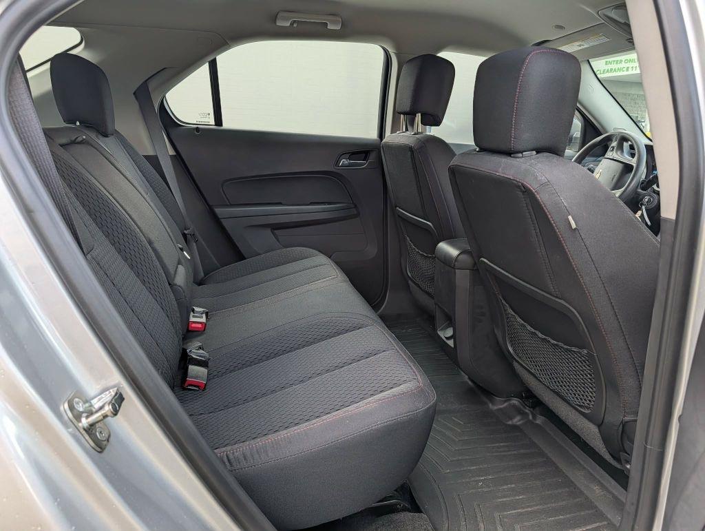 2015 Chevrolet Equinox LS - Photo 21