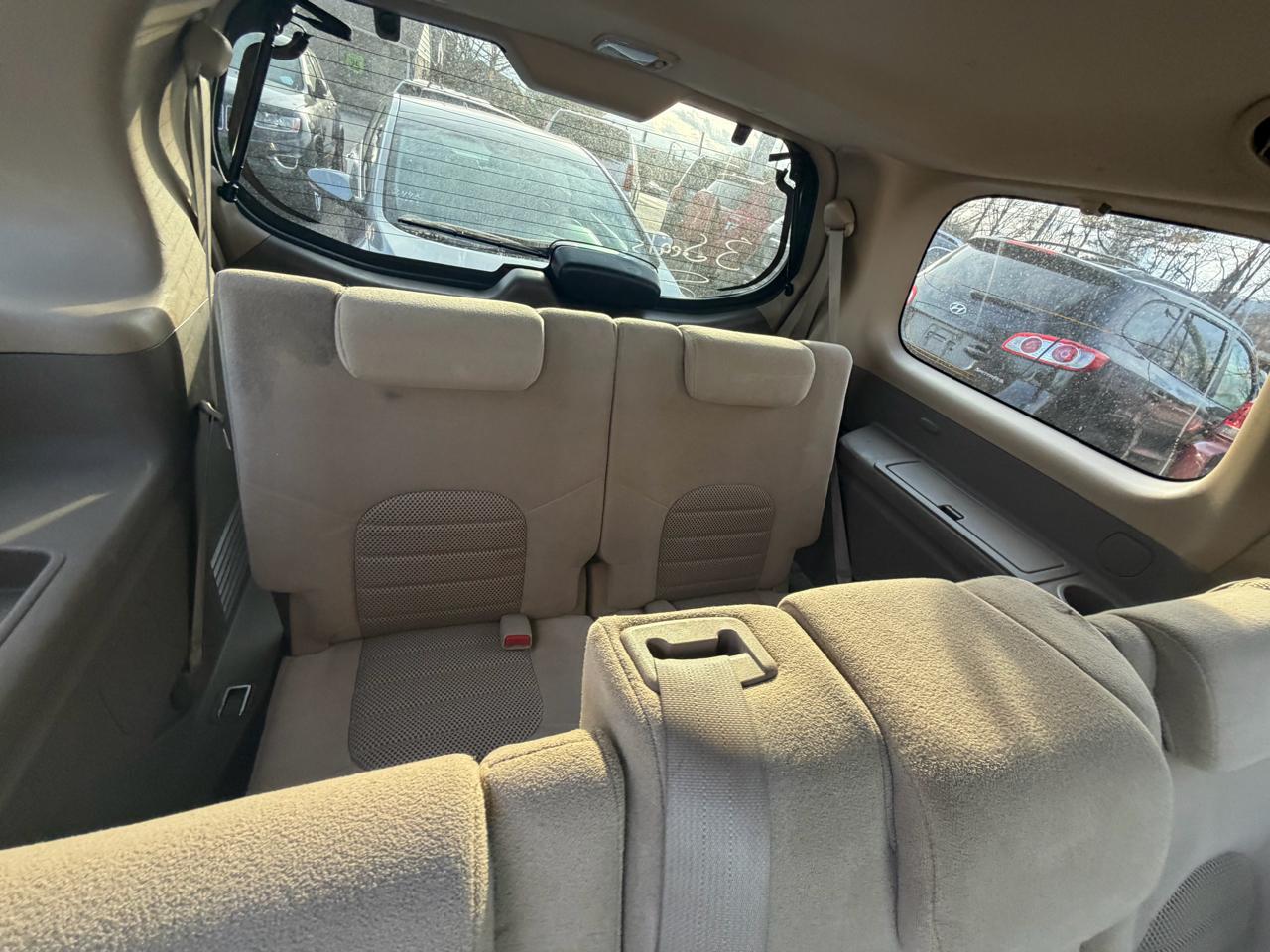 Nissan Pathfinder LE 4WD 2011