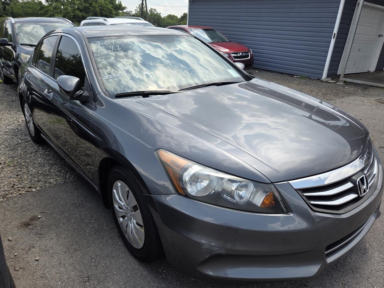 Honda Accord LX sedan AT 2012