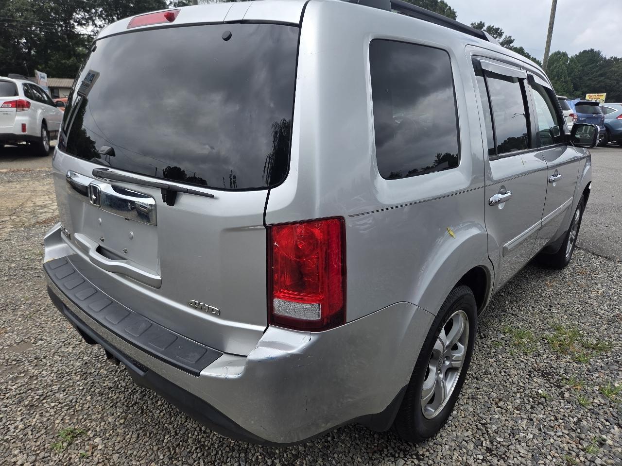 Honda Pilot EX-L 4WD 5-Spd AT with DVD 2012