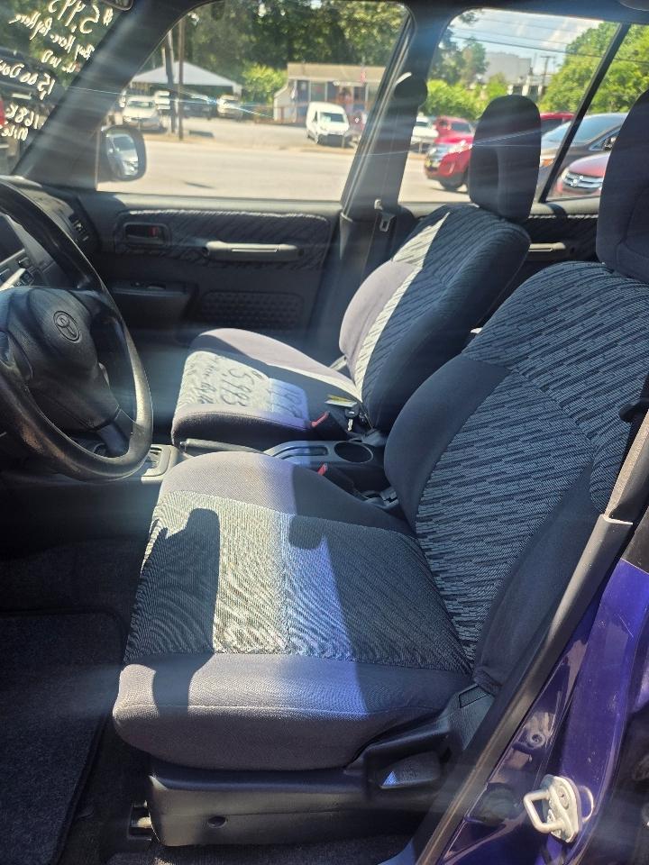 Toyota RAV4 4-Door 4WD 1998