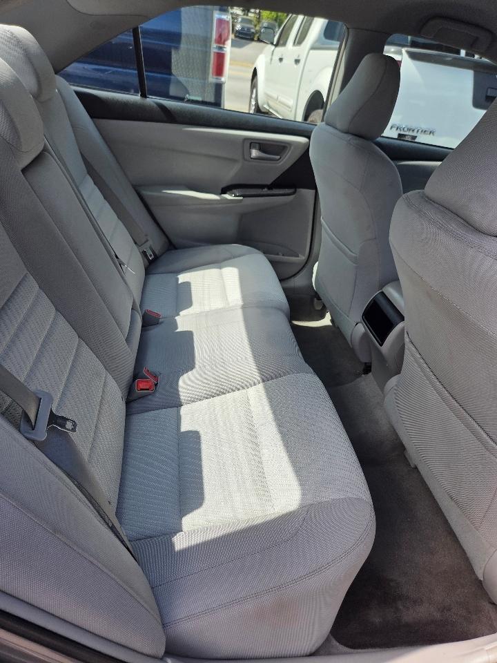 Toyota Camry SE 2017