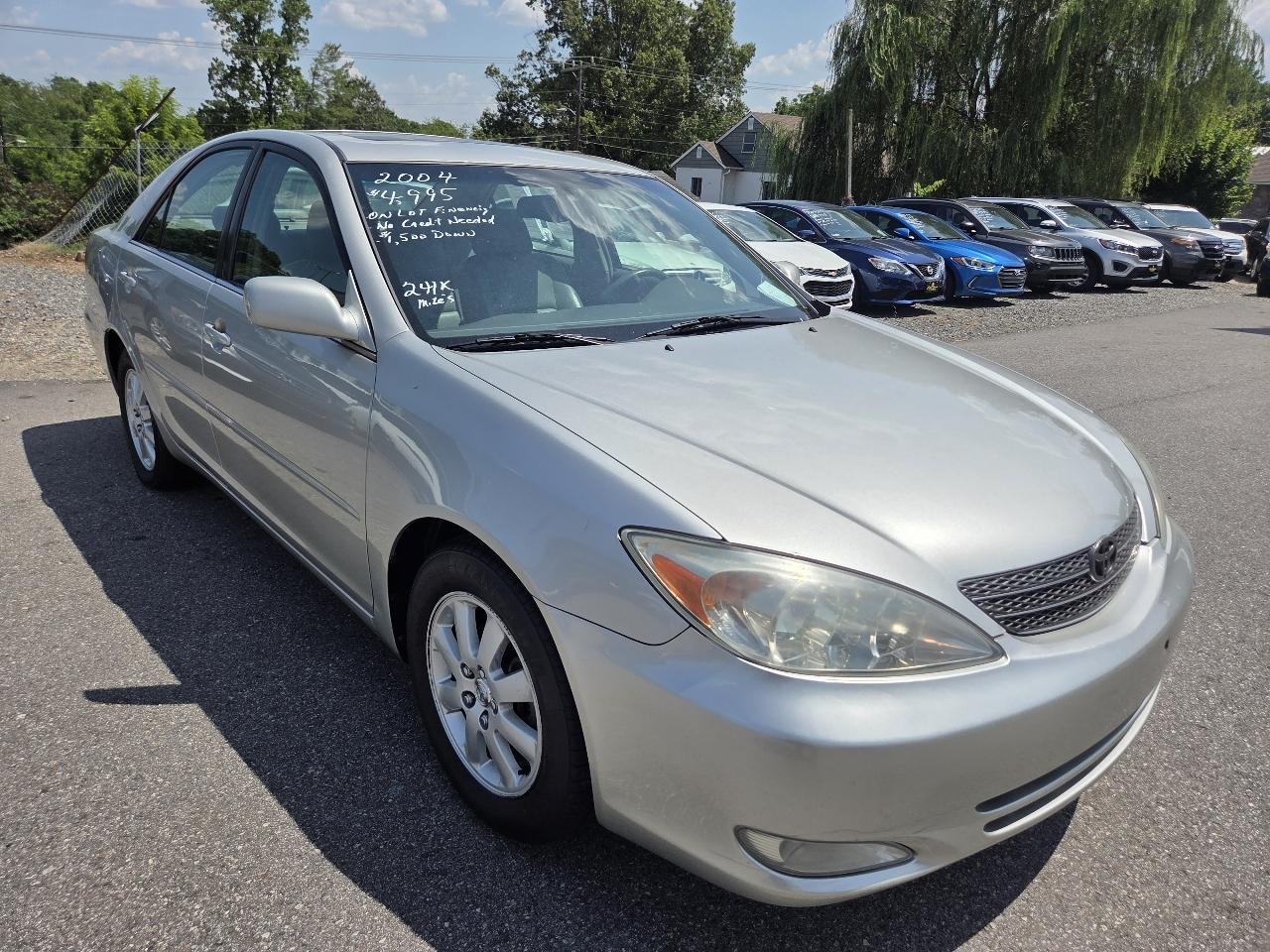 Toyota Camry Standard 2004