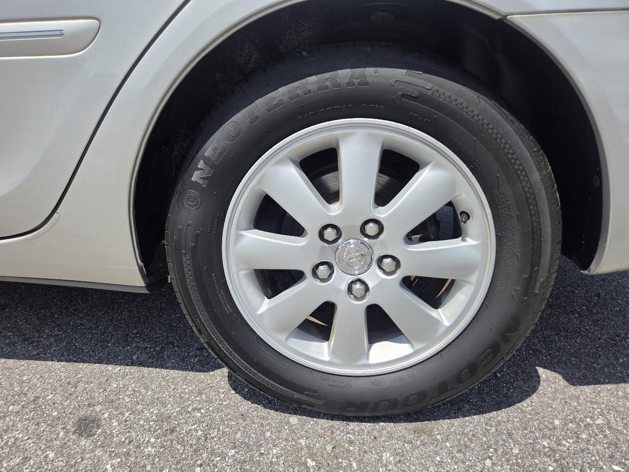 Toyota Camry Standard 2004