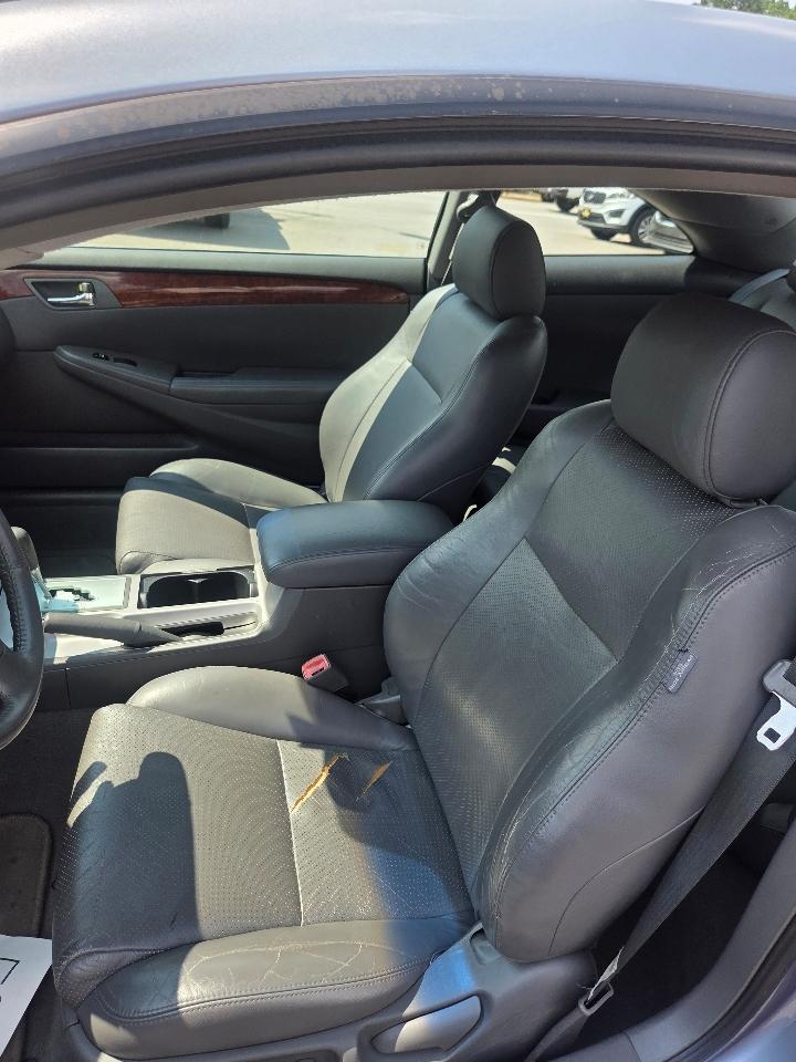 Toyota Camry Solara SE 2006
