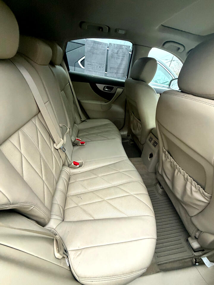 Infiniti FX FX35 AWD 2011