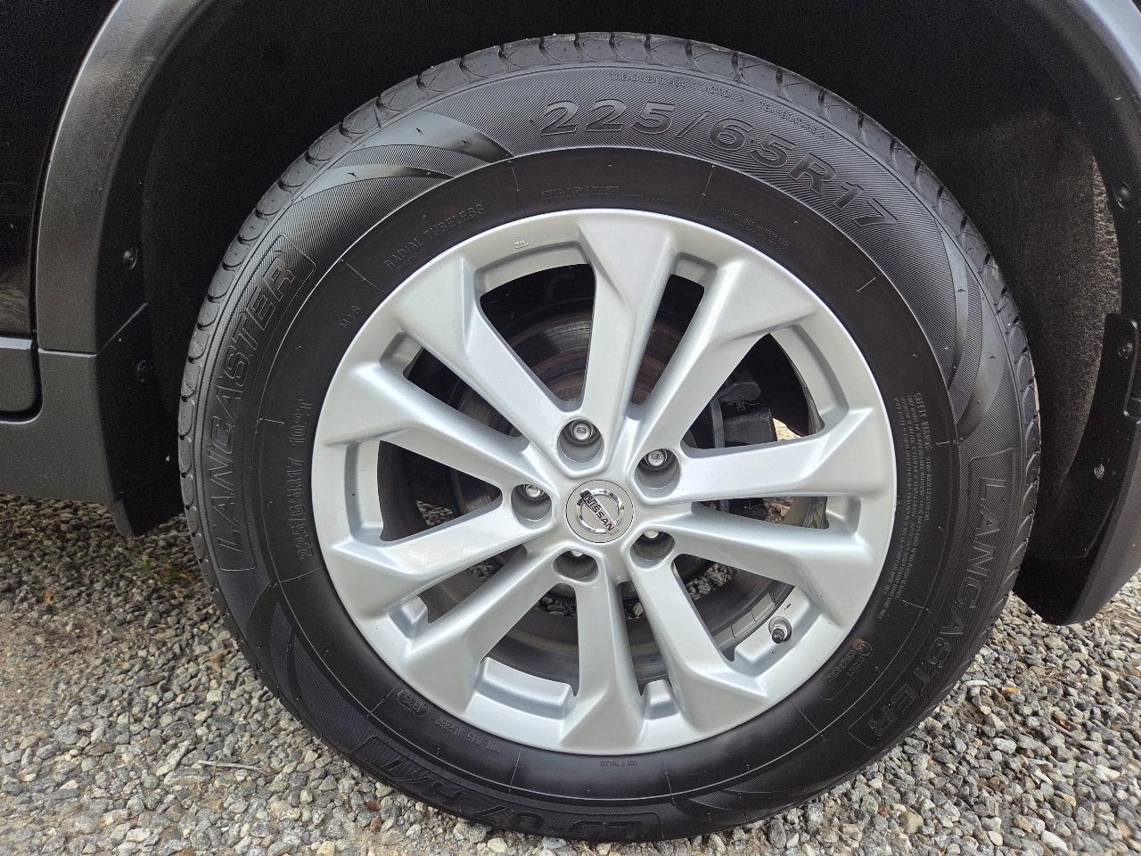 Nissan Rogue SV AWD 2015