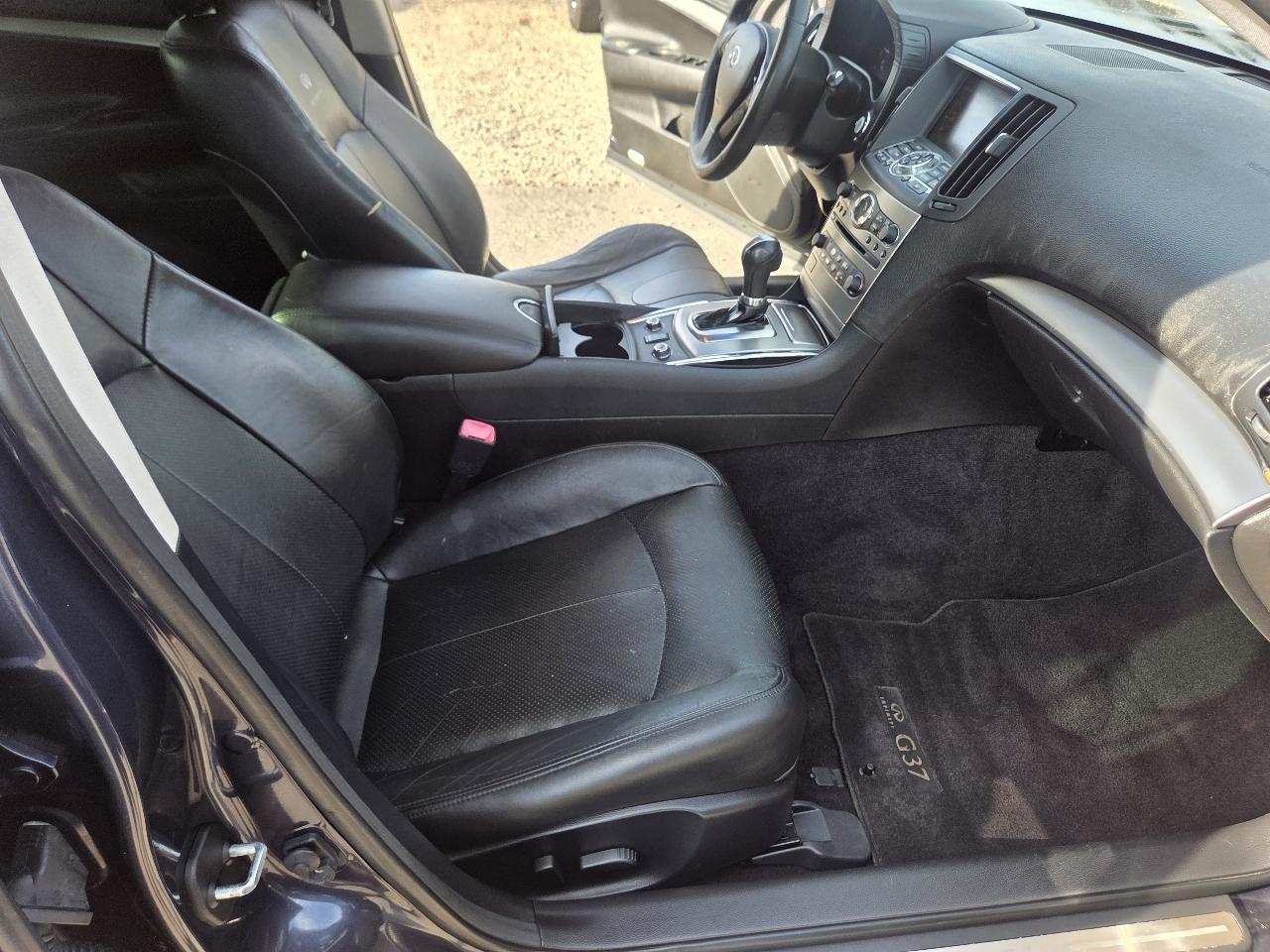 Infiniti G Sedan G37x AWD 2011