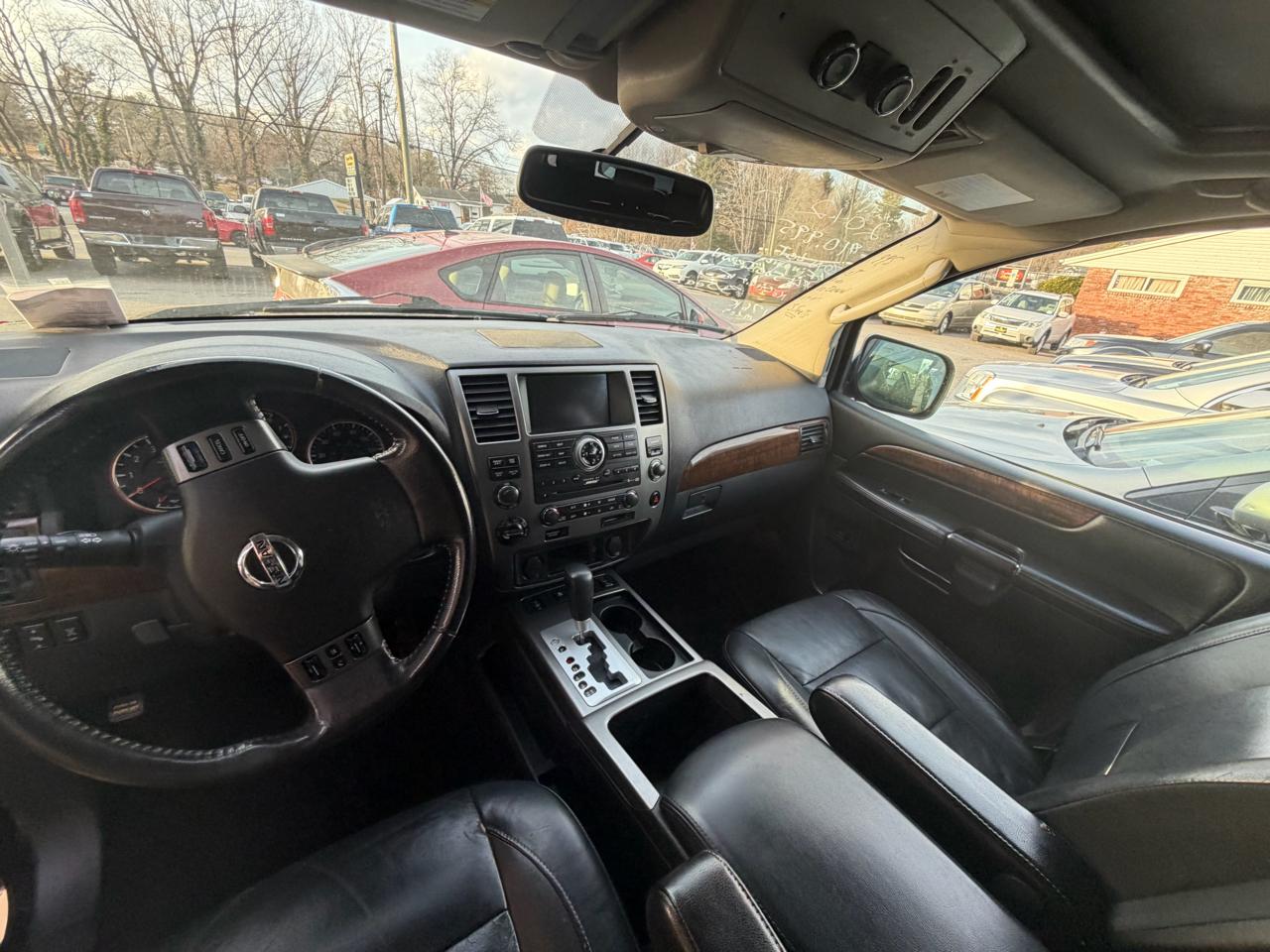 Nissan Armada SL 4WD 2012