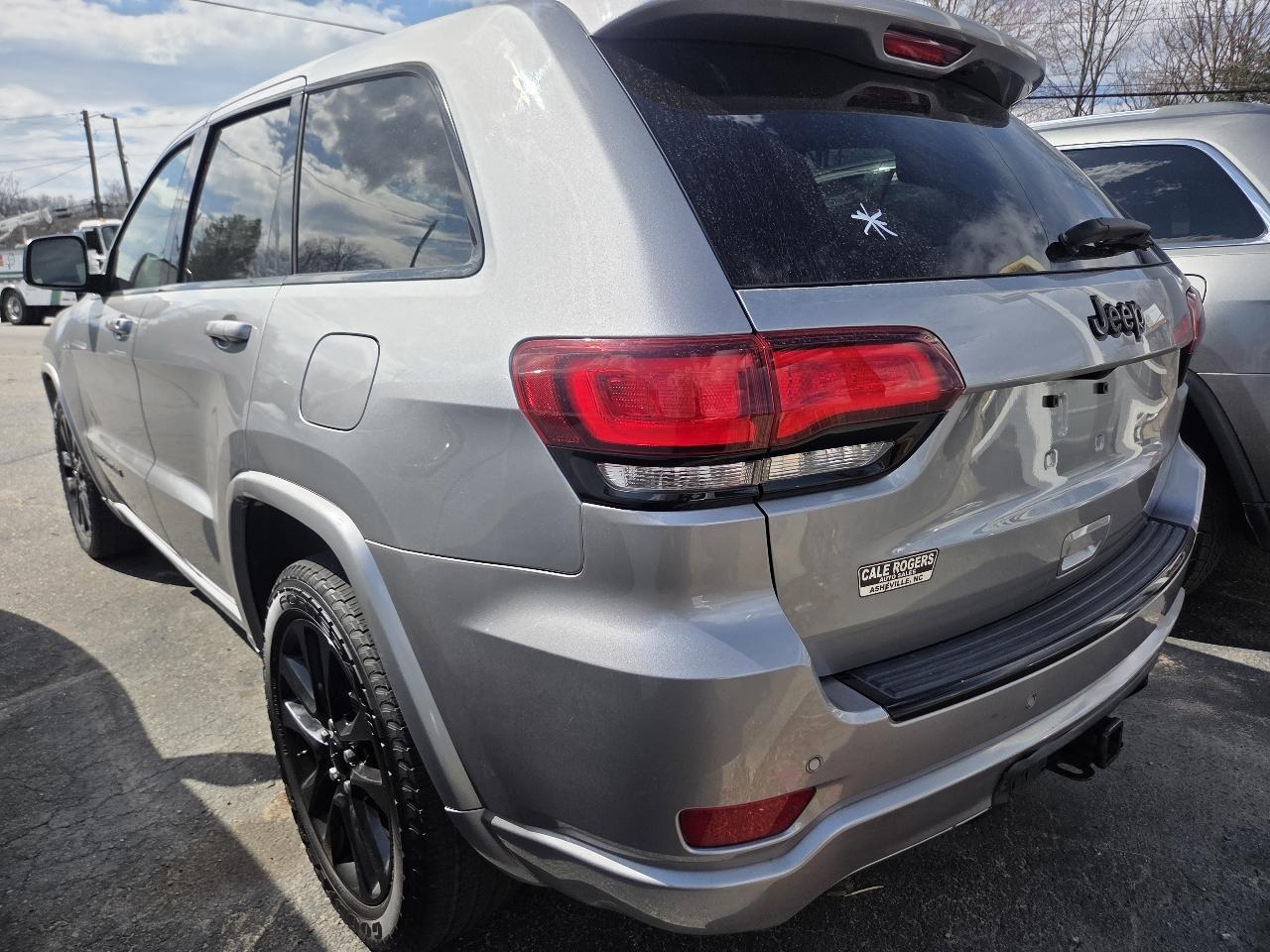 Jeep Grand Cherokee Laredo 2WD 2017