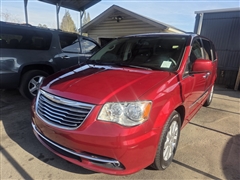 2016 Chrysler Town & Country 