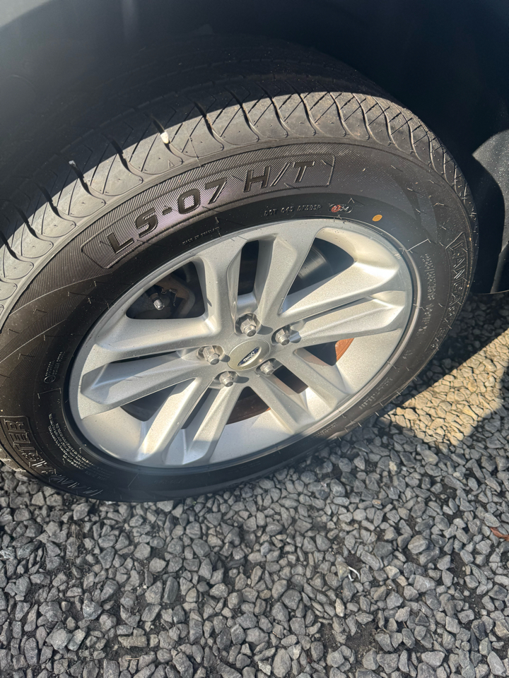 Ford Explorer XLT 4WD 2013 Ford Explorer XLT 4WD 2013